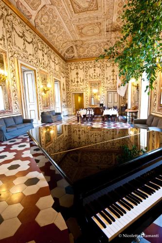 Decumani Hotel De Charme - Best Hotels with Free Breakfast in Naples, Italy