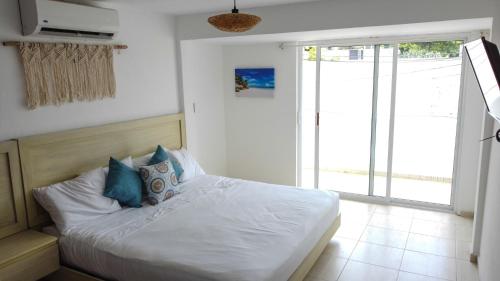 Rustic Hotel Isla Mujeres - Best Pet-Friendly Hotels in Cancun