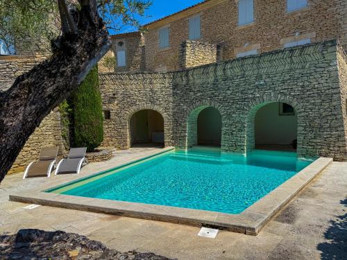 Villa de vacances à Gordes avec piscine, La Bastide de Léa - Best Family Hotels in the South of France