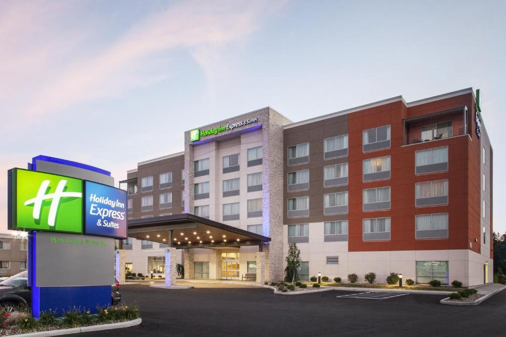 Holiday Inn Express & Suites Sandusky by IHG - Best Hotels with Free Breakfast in Sandusky, OH