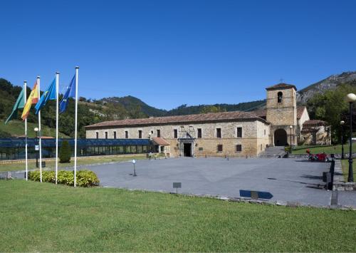 Parador de Cangas de Onís - Best Hotels in Asturias