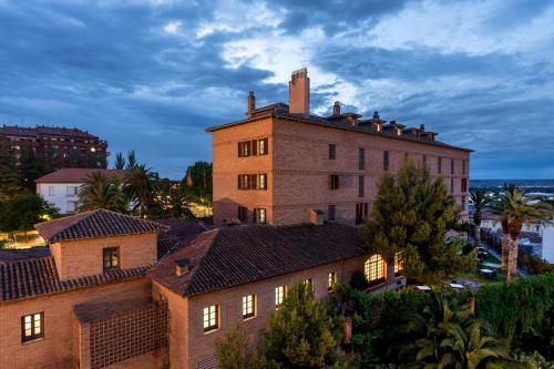 Parador de Calahorra - Best Hotels in La Rioja