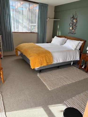 Ruths B&B Kaikoura - Best Pool Hotels in New Zealand