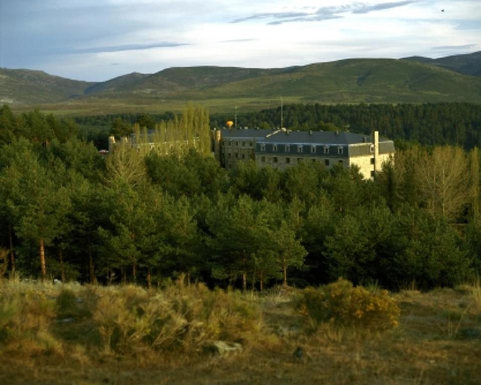 Parador de Gredos - Best Hotels in Castile-León