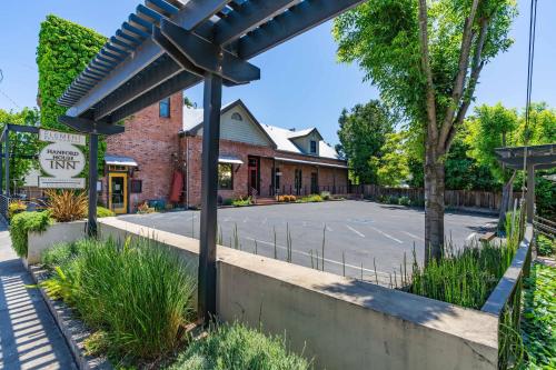 Hanford House - Best Hotels in California Wine Country