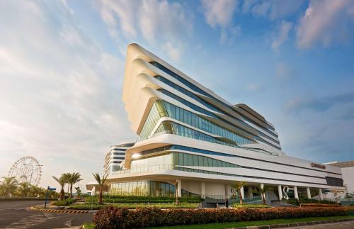 Conrad Manila - Best Hotels in Manila