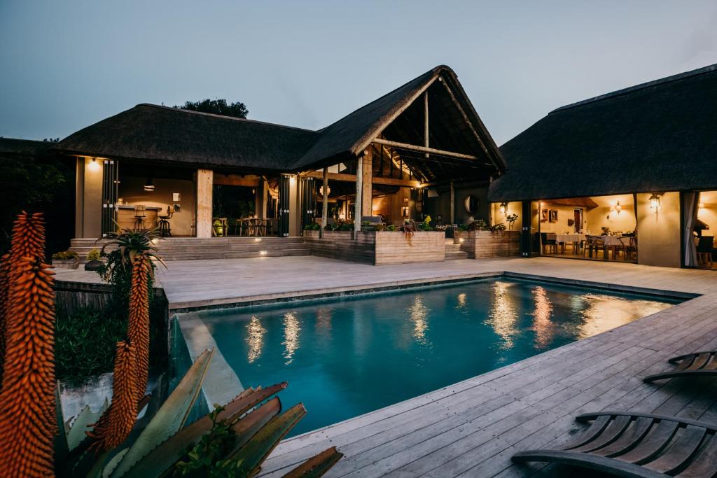 Bukela Game Lodge - Amakhala Game Reserve - Best Hotels Eastern Cape