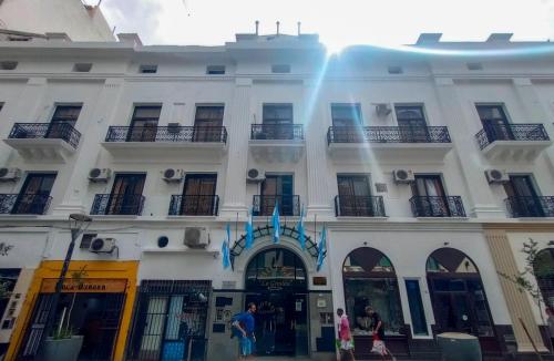 Hotel La Giralda - Best Parking Hotels in Buenos Aires