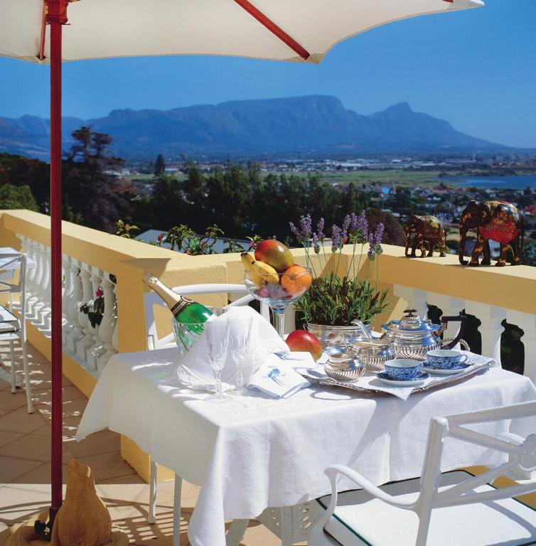 Colona Castle - Best Hotels with Free Breakfast in Cape Town