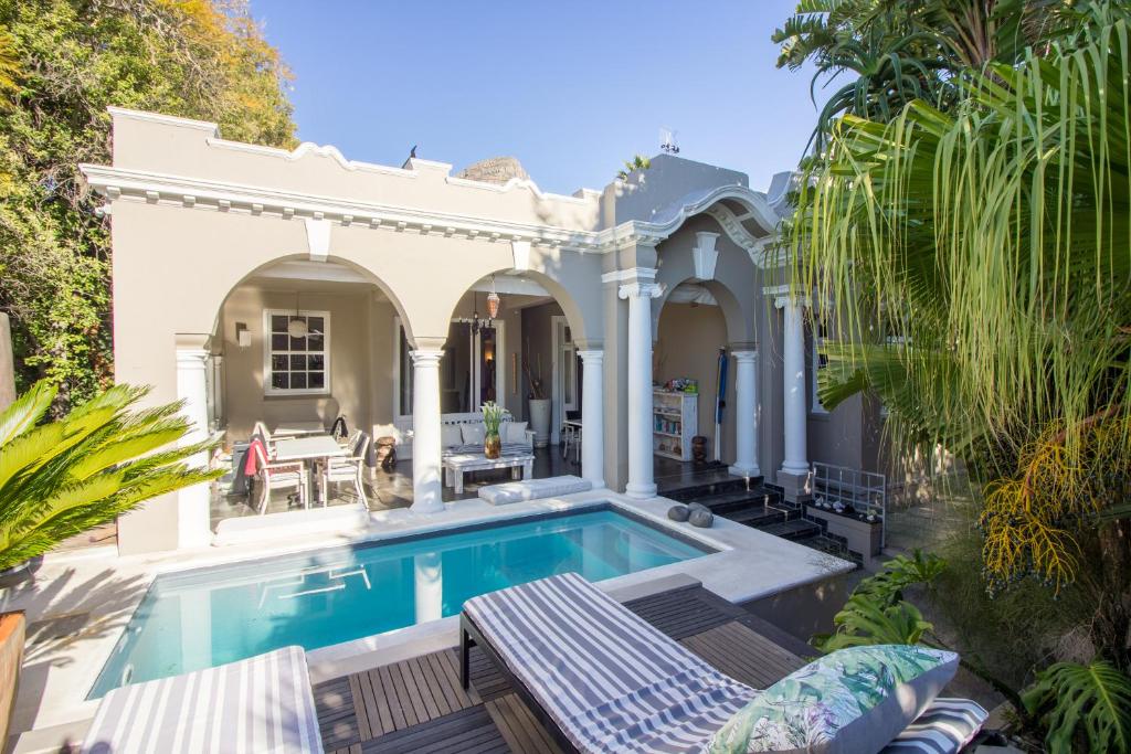 Jardin d'ébène Boutique Guesthouse - Best Hotels in Cape Town