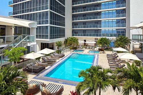 The Grayson Hotel Miami Downtown - Best Curio Collection by Hilton Hotels in Florida