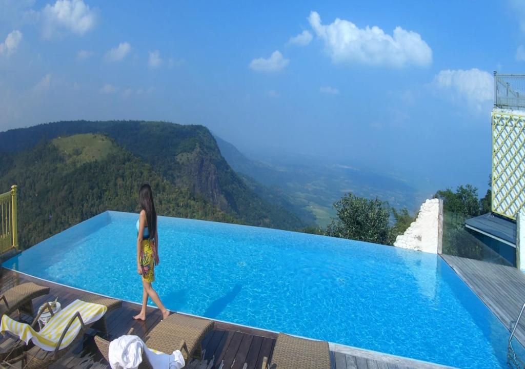 Hills & Hues - Best Hotels in Thekkady