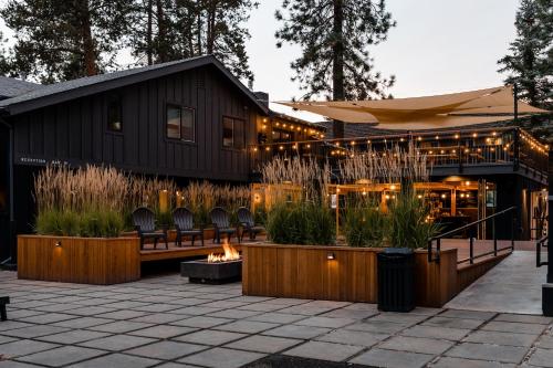 The Coachman Hotel - Best Hotels in California