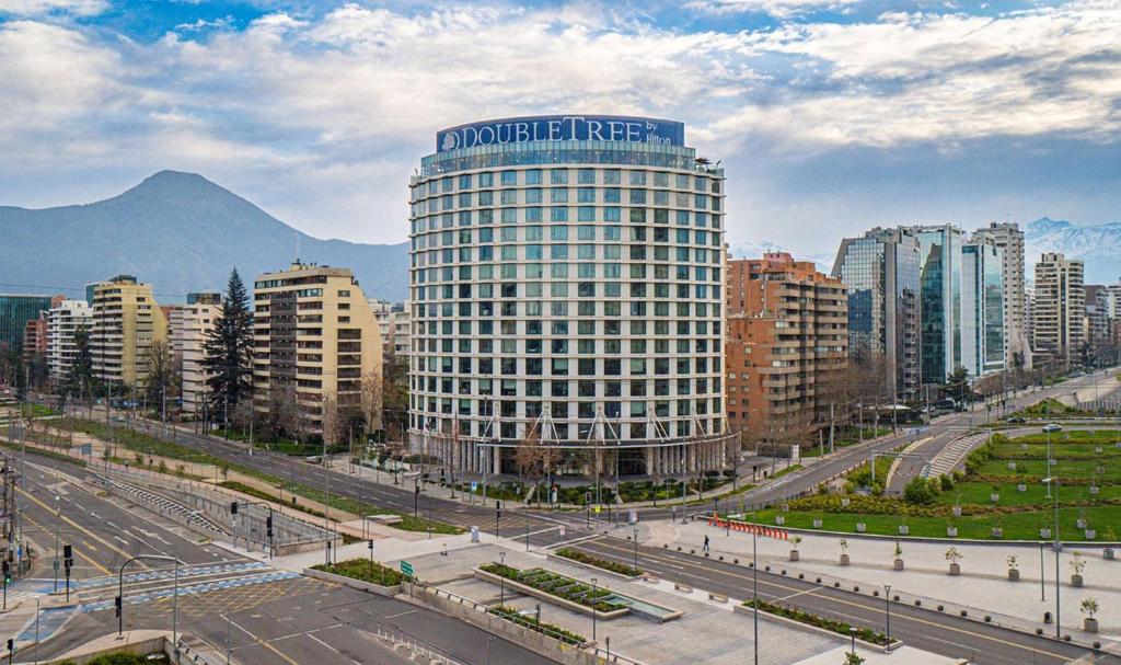 DoubleTree by Hilton Santiago Kennedy, Chile - Best Business Hotels in Santiago