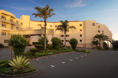 Premier Hotel Regent - Best Hotels with Airport Shuttle Service in South Africa