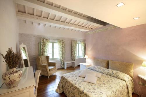 Tenuta Santi Giacomo e Filippo - Best Hotels in Le Marche