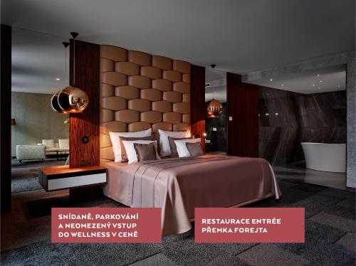 Theatre Hotel - Best Parking Hotels in Czechia