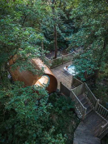 RiverBeds - Luxury Wee Lodges with Hot Tubs - Best Hotels in Glencoe