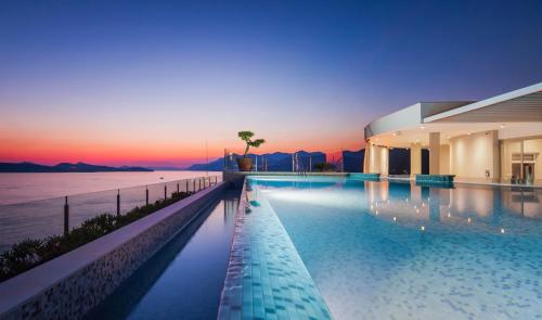 Royal Blue Hotel - Best Business Hotels in Dubrovnik