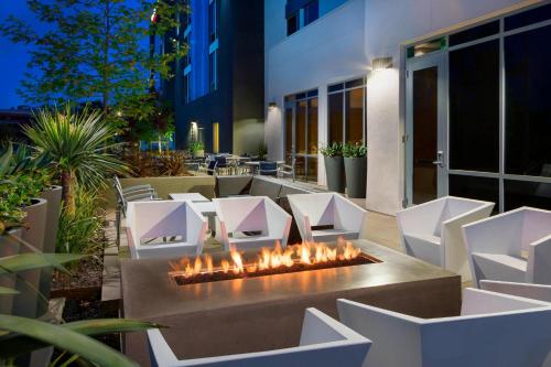 SpringHill Suites by Marriott San Diego Mission Valley - Best Hotels with Free Breakfast in San Diego, CA