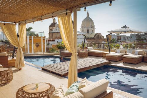 Sophia Hotel By OxoHotel - Hotels with Pools in Cartagena