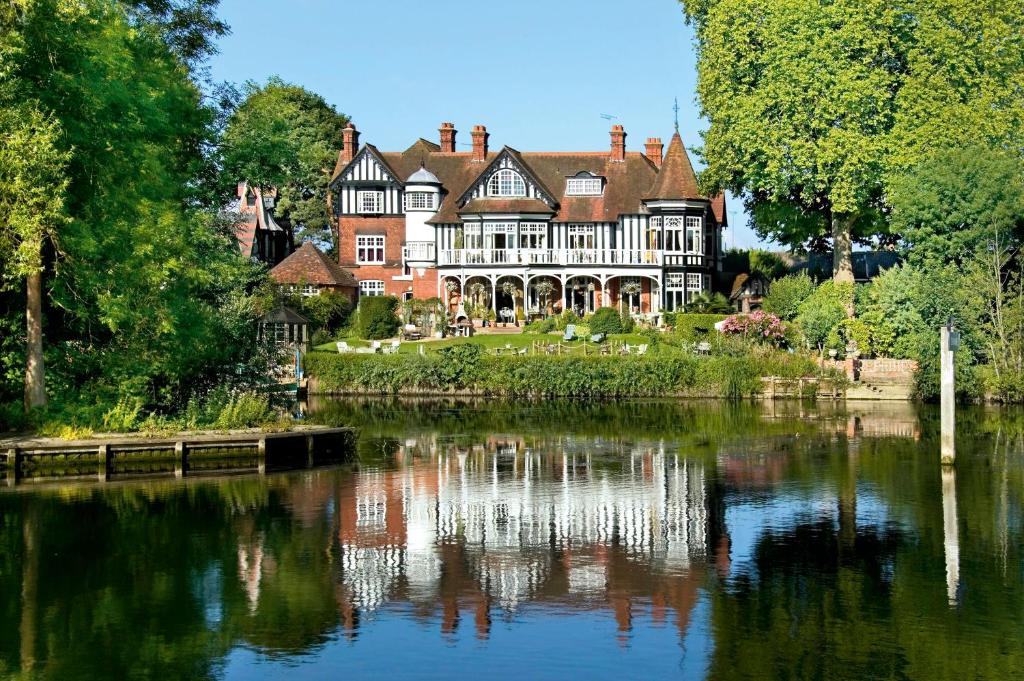 River Arts Club - Best Hotels Maidenhead