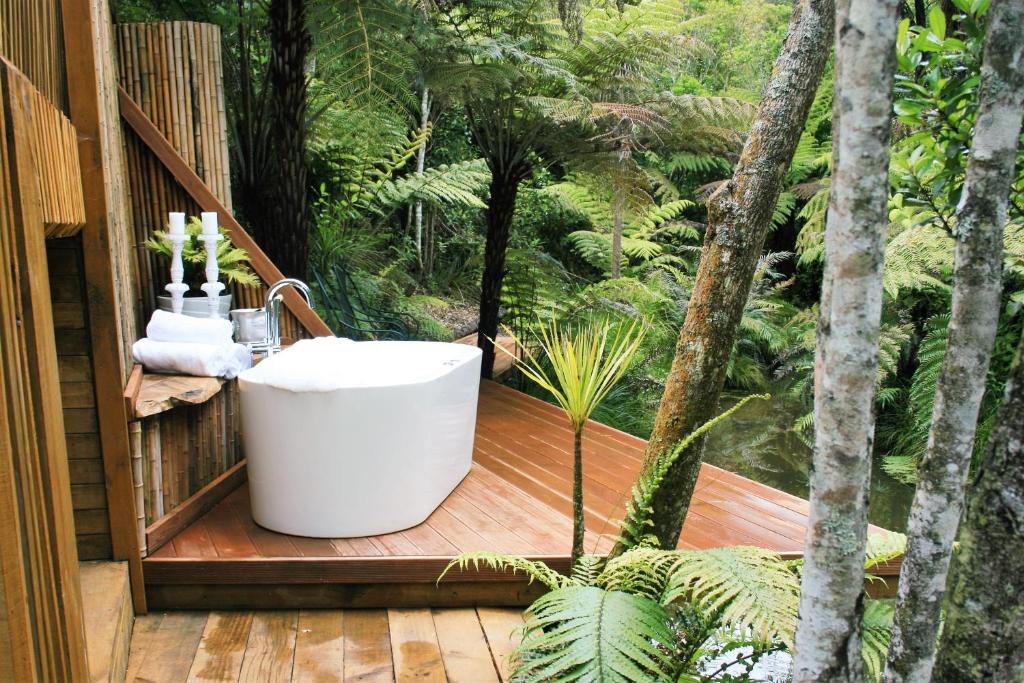 Warblers Retreat - Best Boutique Hotels Auckland