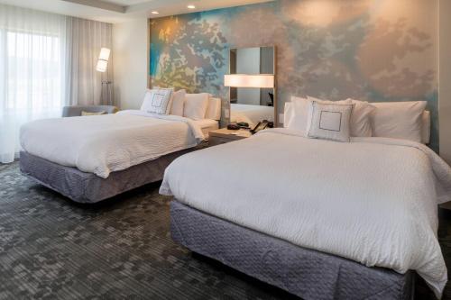 Courtyard by Marriott Elmira Horseheads - Best Hotels in The Finger Lakes, NY