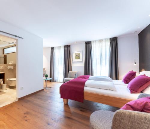 Hotel Zum Ochsen - Best Hotels in Baden-Wurttemberg