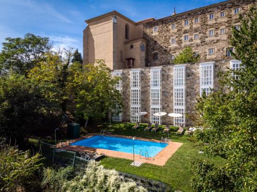 Parador de Monforte de Lemos - Best Hotels in Galicia