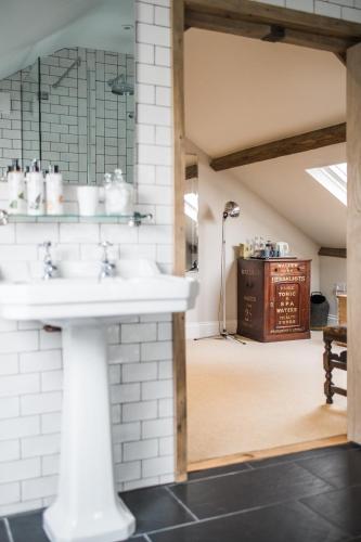 The Redan Inn - Best Hotels in Somerset