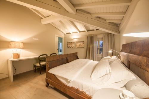 B&B Antico Brolo - Best Hotels in Italian Lakes