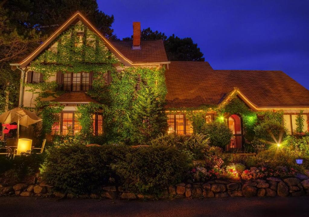 Ivy Manor Inn Village Center - Best Hotels in Maine