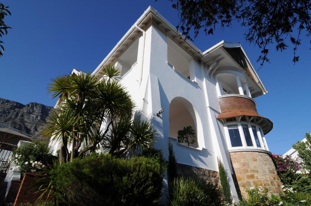 Abbey Manor Luxury Guesthouse - Best Hotels in Cape Town
