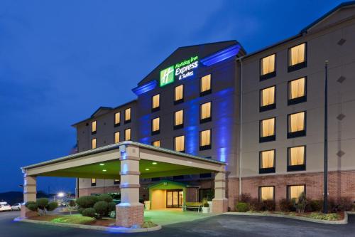 Holiday Inn Express Hotel & Suites Charleston-Southridge, an IHG Hotel