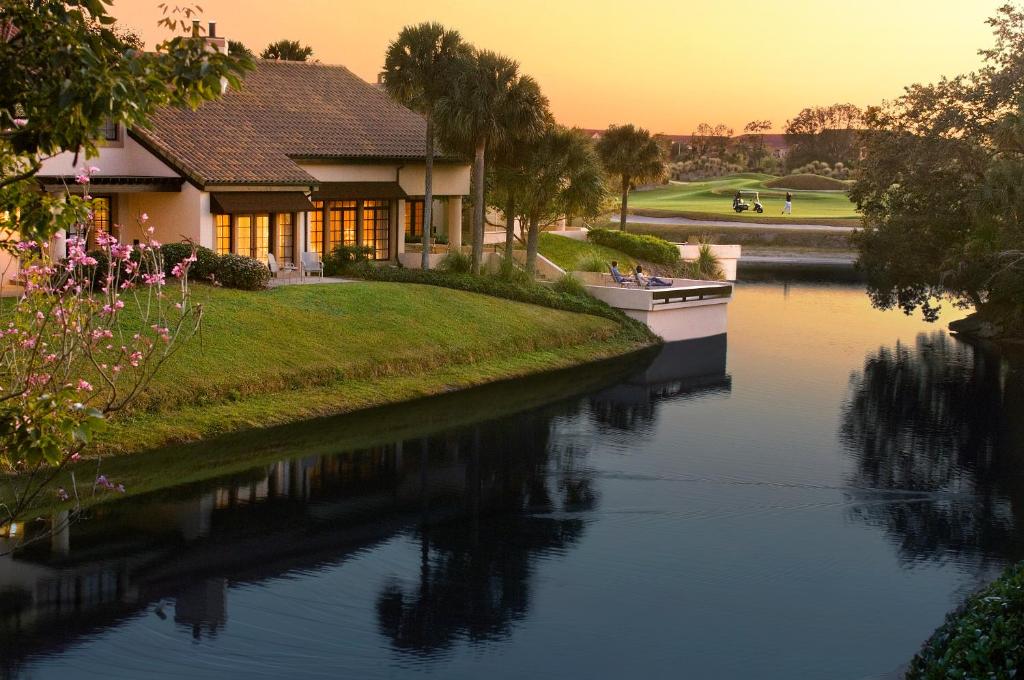 Villas of Grand Cypress - Golf Hotels in Orlando