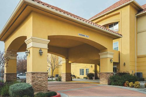 La Quinta by Wyndham Fresno Northwest - Best Parking Hotels in Fresno, CA