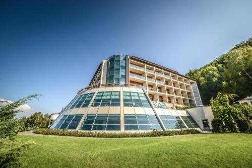 Hotel Belweder - Best Pool Hotels in Poland