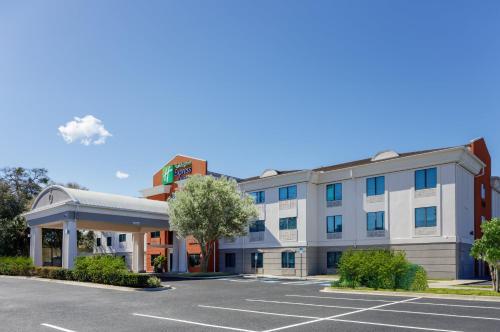 Holiday Inn Express Hotel & Suites Jacksonville - Mayport / Beach, an IHG Hotel