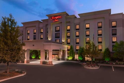 Hampton Inn Springfield South Enfield - Best Pool Hotels in Connecticut