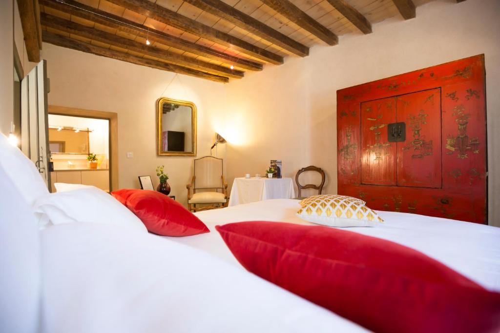 Clos Saint Jacques - Maison d'Hôtes - Best Boutique Hotels in Burgundy