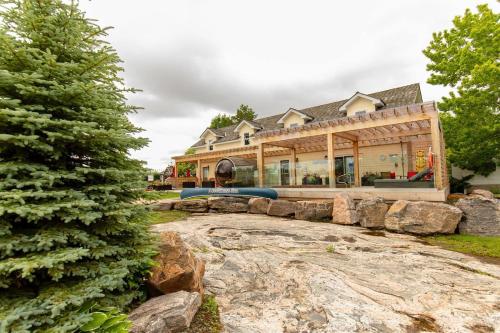 Rawley Resort, Spa & Marina - Best Parking Hotels in Ontario