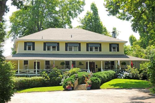 Orchard Inn - Best Hotels in North Carolina