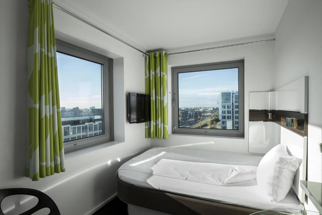 Wakeup Copenhagen - Carsten Niebuhrs Gade - Best Budget Hotels in Copenhagen