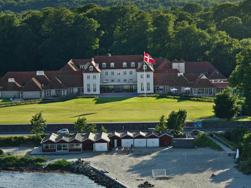 Rungstedgaard - Best Beach Hotels in Denmark