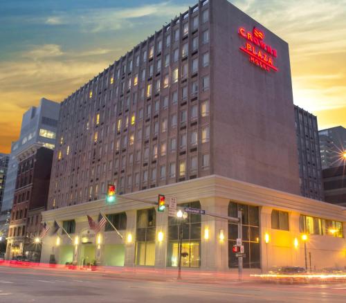 Crowne Plaza Hotel Harrisburg-Hershey by IHG - Best Business Hotels in Harrisburg, PA