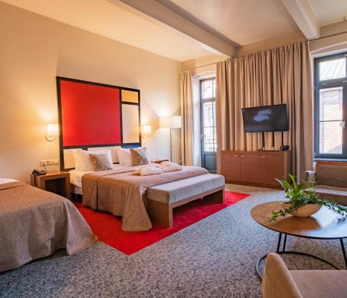 VICTORIA Hotel Kaunas - Best Hotels with Free Breakfast in Lithuania