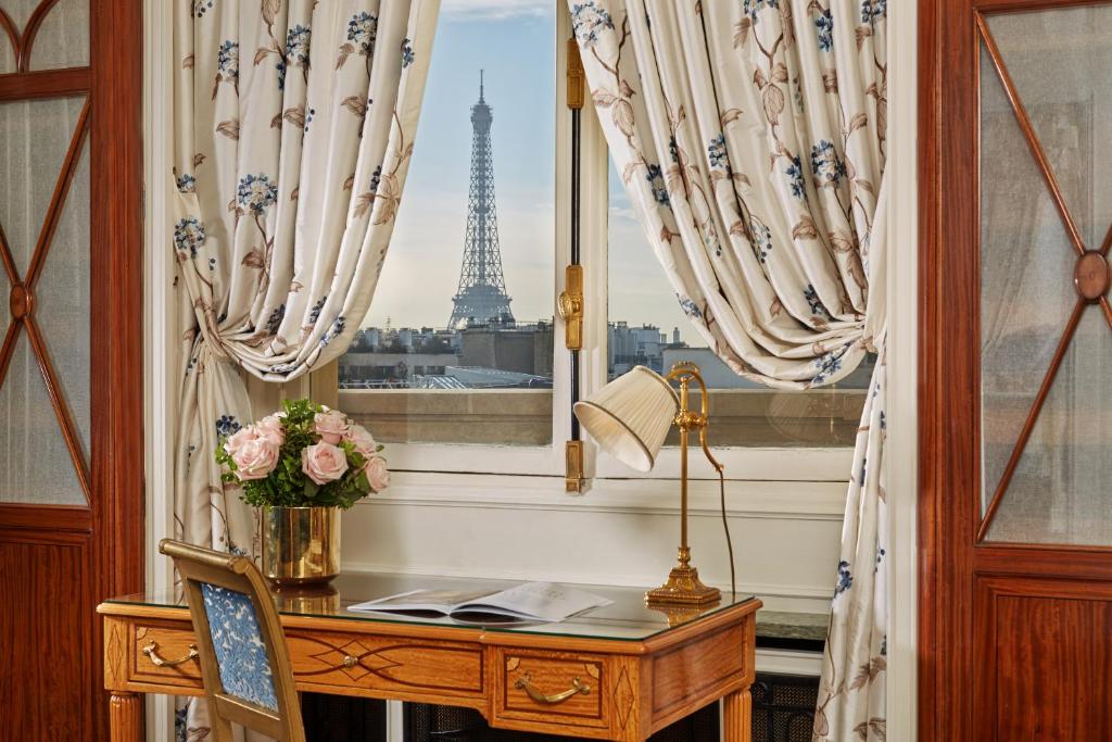 Hôtel Raphael - Paris Hotels with Parking