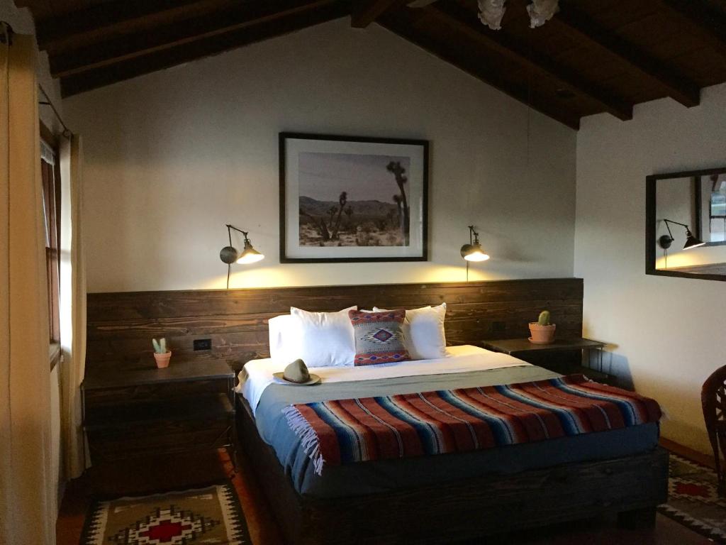 Pioneertown Motel - Best Hotels Near Joshua Tree National Park
