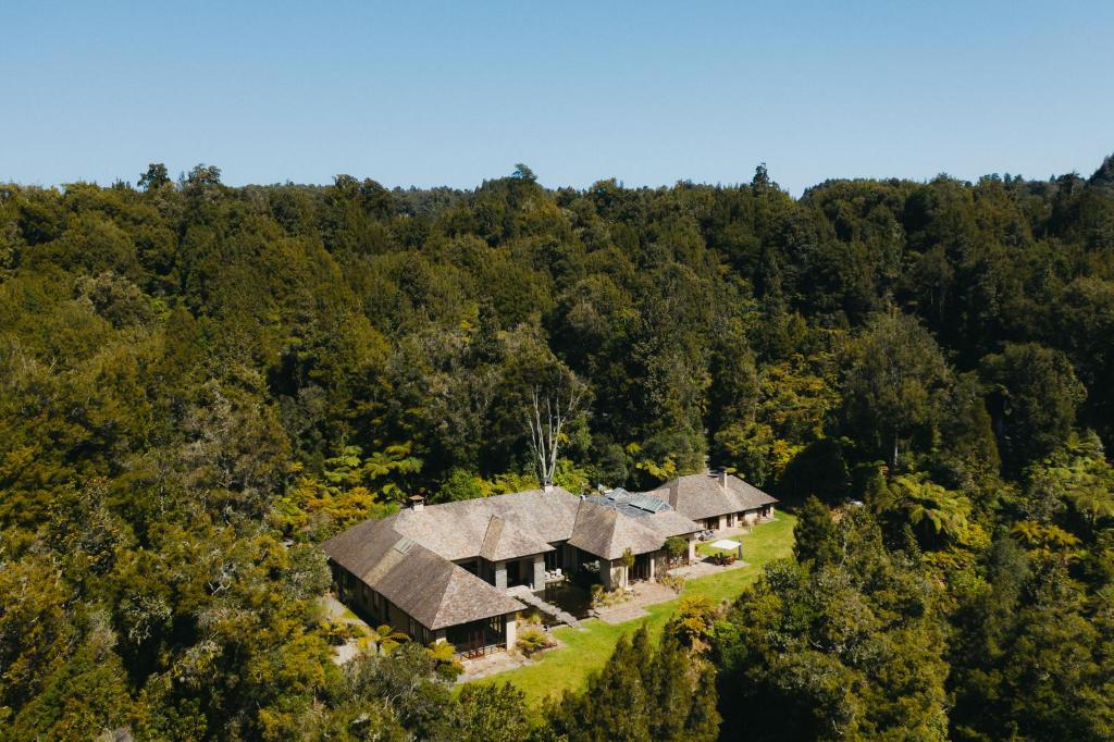 Treetops Lodge & Estate - Best Hotels in North Island